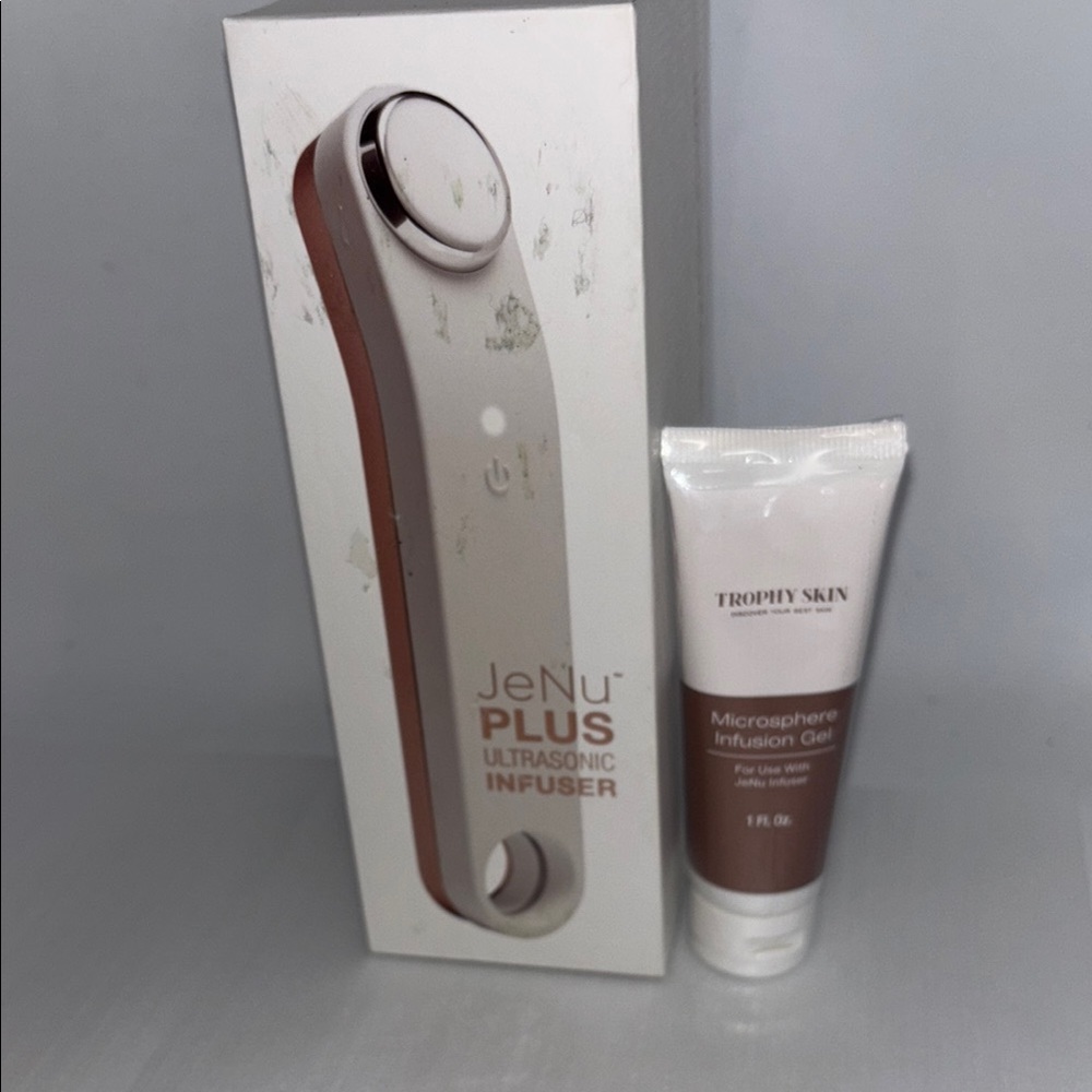 JeNu Plus Ultrasonic Infuser with Trophy Skin Gel NWT